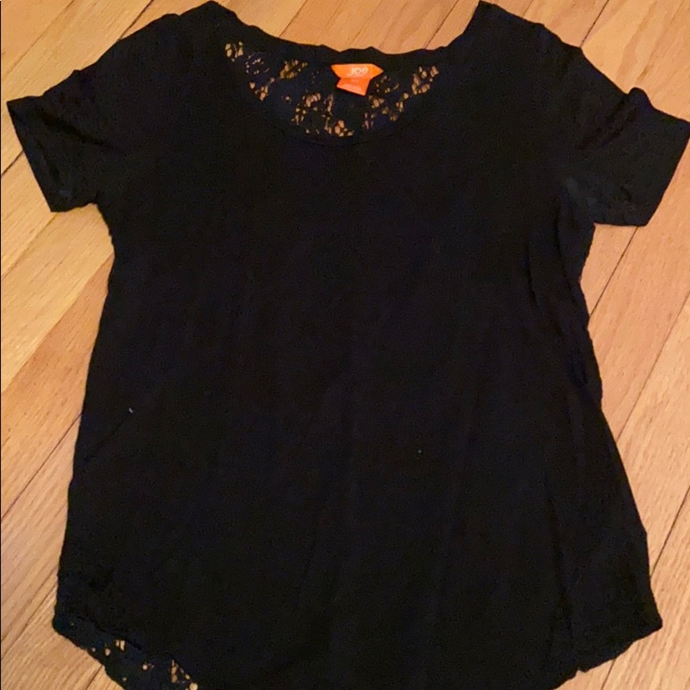 Black T-shirt